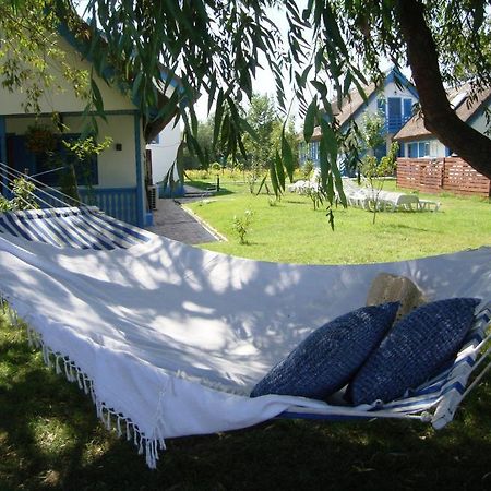 מלון Uzlina Casa Dintre Salcii מראה חיצוני תמונה