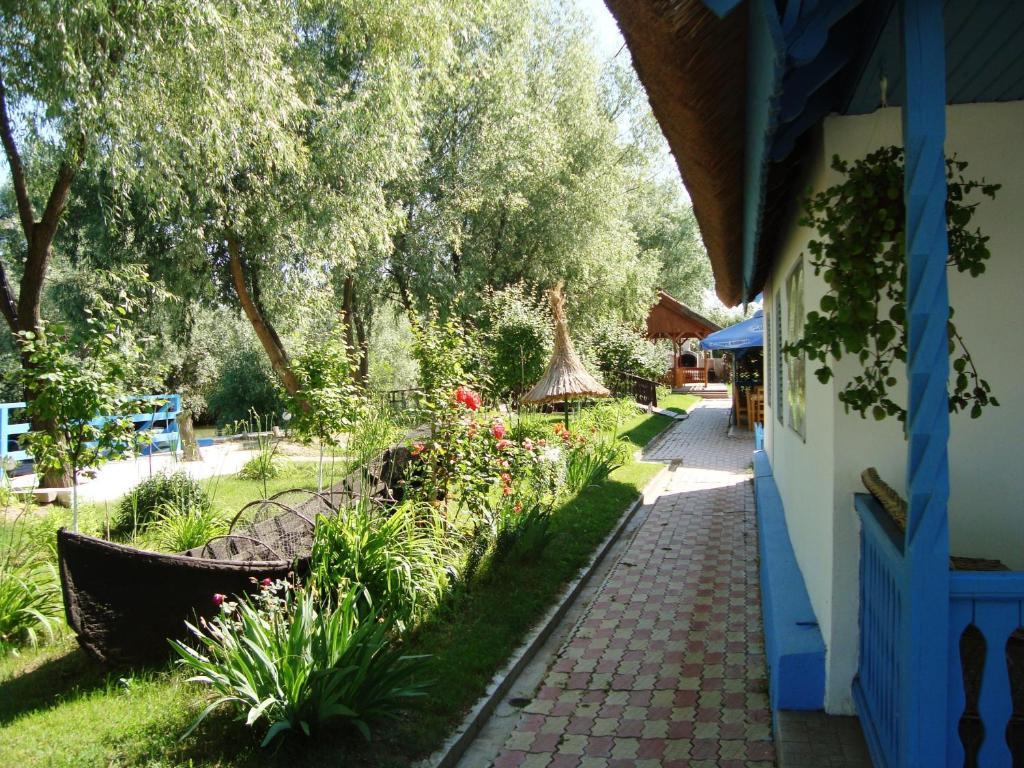 מלון Uzlina Casa Dintre Salcii מראה חיצוני תמונה